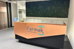 Farmak-front
